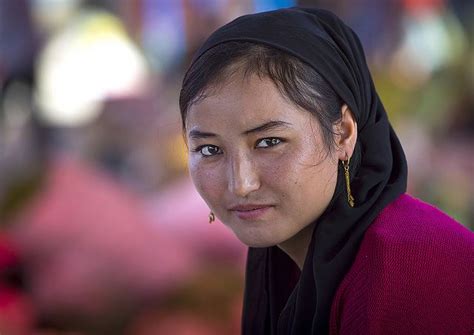 8 best UYGHUR BEAUTY images on Pinterest | Central asia, Beautiful ...