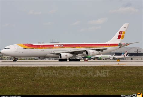 Ec Hdq Iberia Airbus A X Aviacioncr Net