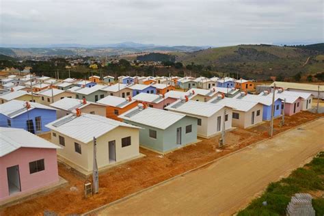 Gra A No Pa S Das Maravilhas Casa De Pombo Casa De Pobre Brasileiro E