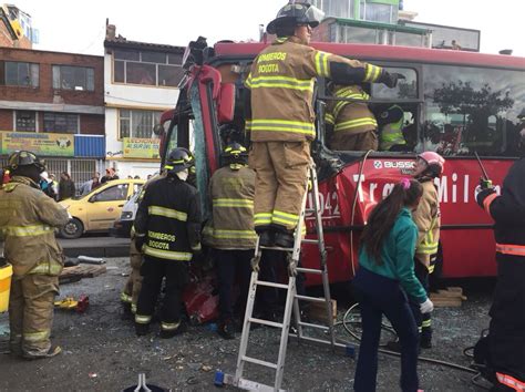 29 Heridos Deja Choque Entre Dos Articulados De TransMilenio Canal 1