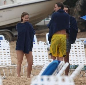 Alice Eve Ass Crack Playing The Beach In Barbados UpskirtSTARS