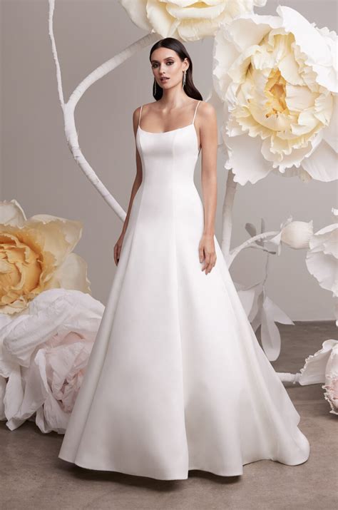 Classic Scoop Neckline Wedding Dresses For The Modern Bride Vows Bridal