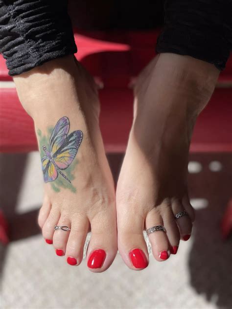 They Could Use Some Attention Please Nudes Verifiedfeet Nude
