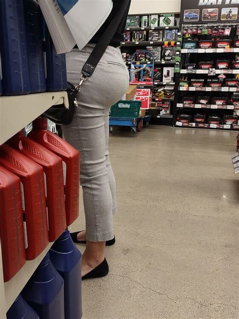 Phatt Ass Latina Milf Close Ups Side In Auto Store Not To Be Missed