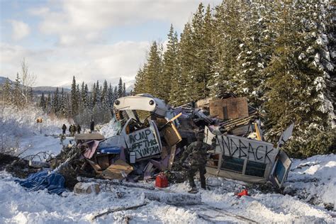 Wetsuweten Land Defenders Arrested As Rcmp Enforces Coastal Gaslink