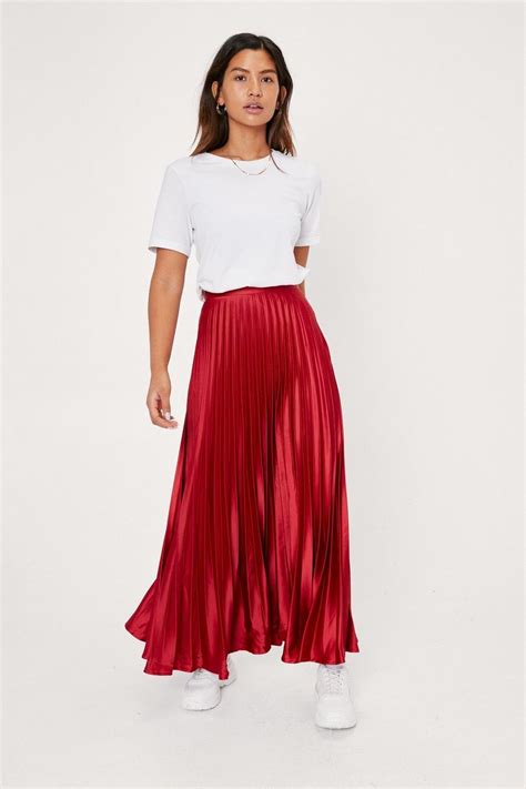 Wine Pleated Satin Maxi Skirt Boohoo Uk