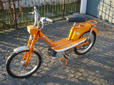 Mofa Peugeot 102 1968 Cyclomoteur Peugeot 102 Motos rétro