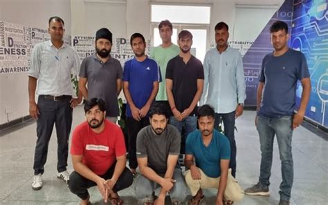 Delhi Police Busted 3 Gangs Of Cyber Criminals 12 Arrested From Four States Including Bihar Avd