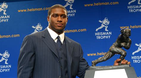 Heisman Trophy Trust Reinstates Reggie Bushs 2005 Heisman Heisman