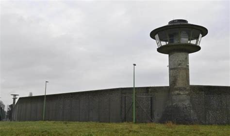 Sex Scandal Shocks Belgium S Largest Prison Officers Under Investigation