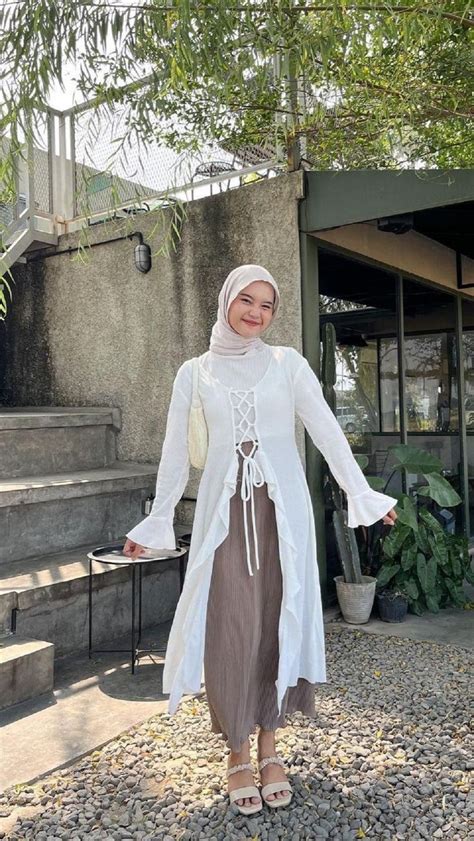 Hijab Style Inspiration In Ootd Hijab Outfit Kondangan Hijab