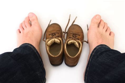 Signs You Are Not Wearing The Right Shoe Size