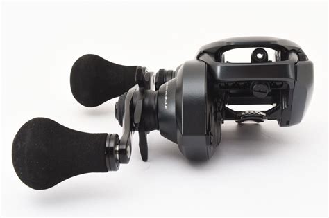 Mint Shimano Exsence Dc Ss Xg Right Handle Baitcast Reel W Box