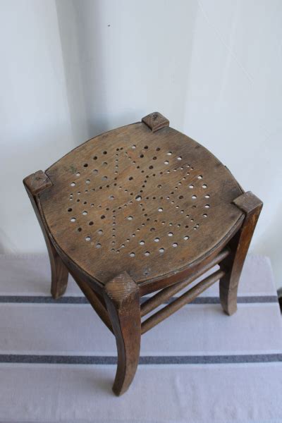 Ancien Tabouret En Bois