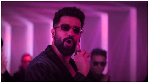 Bad Newz Vicky Kaushal Is All About Swag In Karan Aujlas New Song