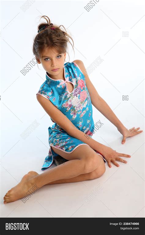 Beautiful Girl Asian Image And Photo Free Trial Bigstock