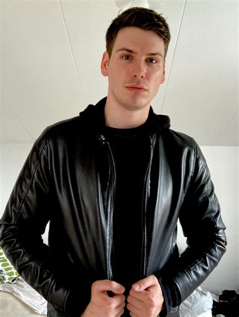 Best U Straeyed Images On Pholder Gaybrosgonemild Reddeadredemption And Gay Rate Me