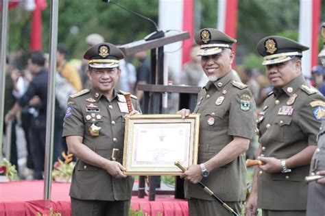 Gelar Pasukan Satpol Pp Dan Satlinmas Se Indonesia Mendagri Tito