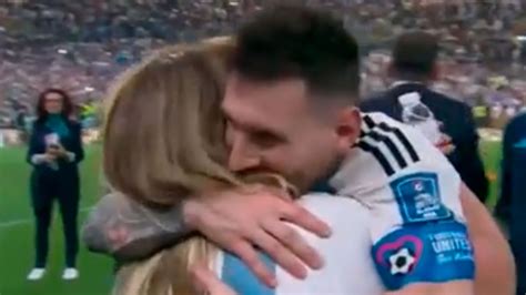 Quién Es Antonia Farías La Mujer Que Messi Abrazó Emocionado Tras