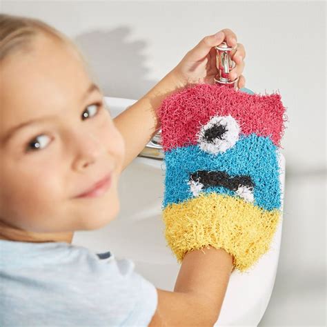 Free Easy Red Heart Scrubby Monster Mitt Knit Pattern Yarnspirations