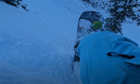 Watch Snowboarder Triggers Dangerous Avalanche Near Mt Baker