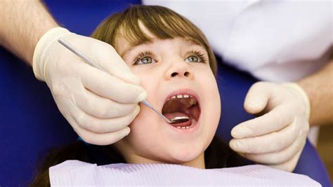 Istock 24903144 Large Bite Size Pediatric Dentistry