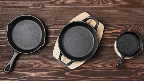 The 10 Absolute Best Cast Iron Skillets For Your Kitchen