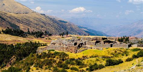 Sitio Arqueológico de Puca Pucara Cusco Terandes 2024