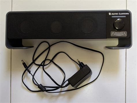 Altec Lansing SoundBar FX3020 Audio Soundbars Speakers Amplifiers