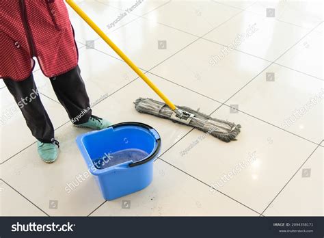 109 Cleaning Lady Mall Images, Stock Photos & Vectors | Shutterstock