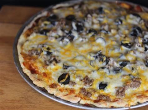 Hamburger Pizza Lynn S Kitchen Adventures