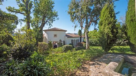 Vente Villa De Luxe Saint Tropez Pi Ces M Sotheby S