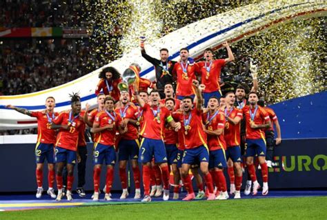 España derrota a Inglaterra y se corona como campeón de la Eurocopa