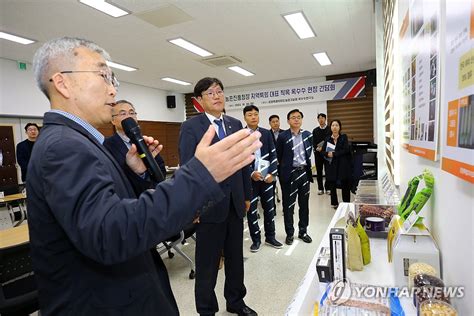 강원 옥수수연구소 방문한 조재호 농진청장 연합뉴스