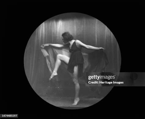 322 Angela Isadora Duncan Photos And High Res Pictures Getty Images