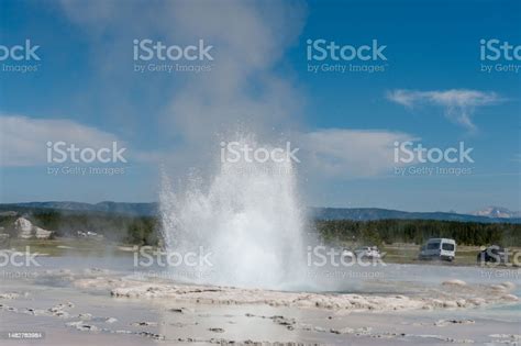 Geyser Eruption In Yellowstone Stock Photo - Download Image Now ...