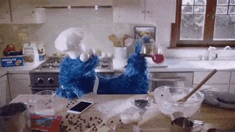 Cookie Monster GIF - CookieMonster - Discover & Share GIFs