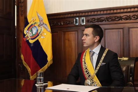 Noboa Dos Meses De Gobierno Y Un Conflicto Armado En Ecuador