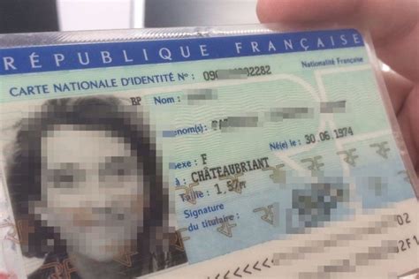 Arriba 86 imagen recuperer sa carte d identité fr thptnganamst edu vn