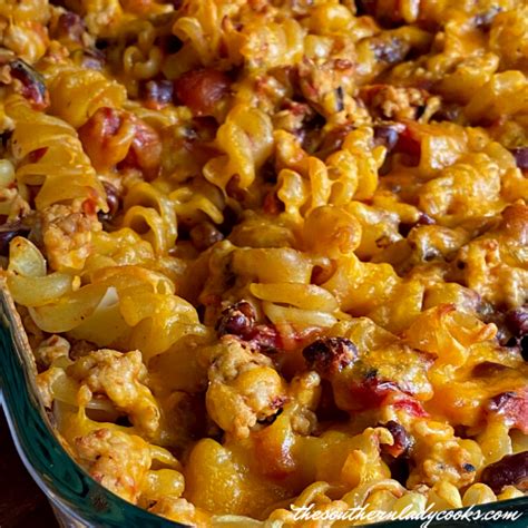 EASY CHILI PASTA BAKE - The Southern Lady Cooks