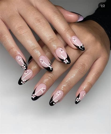 French Acrylic Nails French Tip Nails Pretty Acrylic Nails Glamour