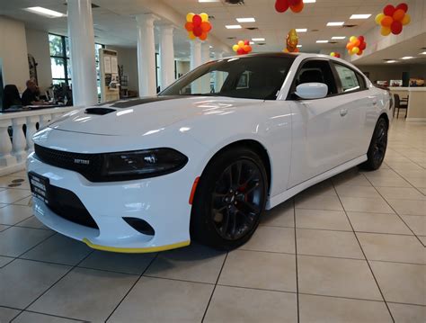 New 2022 Dodge Charger Rt Sedan In Glendora 722445 Glendora Chrysler Dodge Jeep Ram