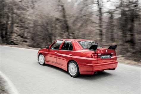 Alfa Romeo 155 GTA Stradale l unico prototipo andrà all asta a fine mese