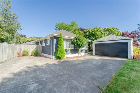 Pinehurst Crescent Avonhead Canterbury House For Sale Harcourts Net