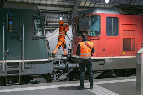 SBB Re 4 4 11161 11130 Zürich Hbf New Engine Desperado Flickr