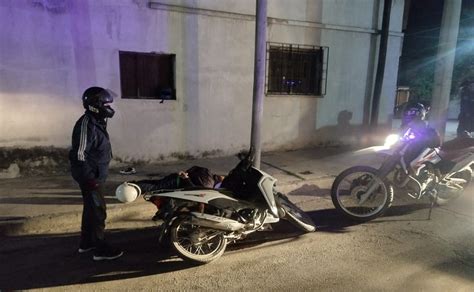 Dos motochorros que se hacían pasar por policías federales fueron