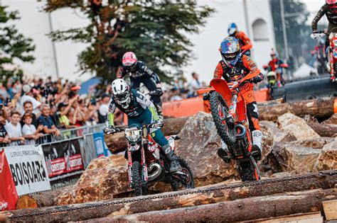 Red Bull Romaniacs Billy Bolt Sin Rival En La Pr Logo Urbana De Sibiu