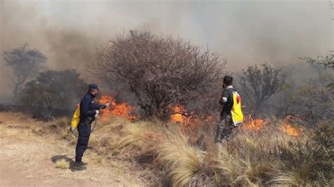 Volvió el fuego a Córdoba se declararon dos nuevos focos de incendio