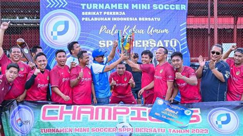 Pelindo Day Regional 4 Berhasil Sabet Juara I Turnamen Mini Soccer Dan