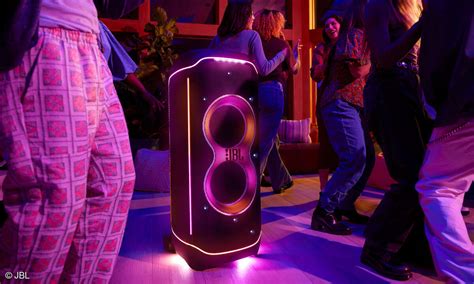 JBL PartyBox Ultimate 1 100 Watt Party LautsprecherBiest Connect Living